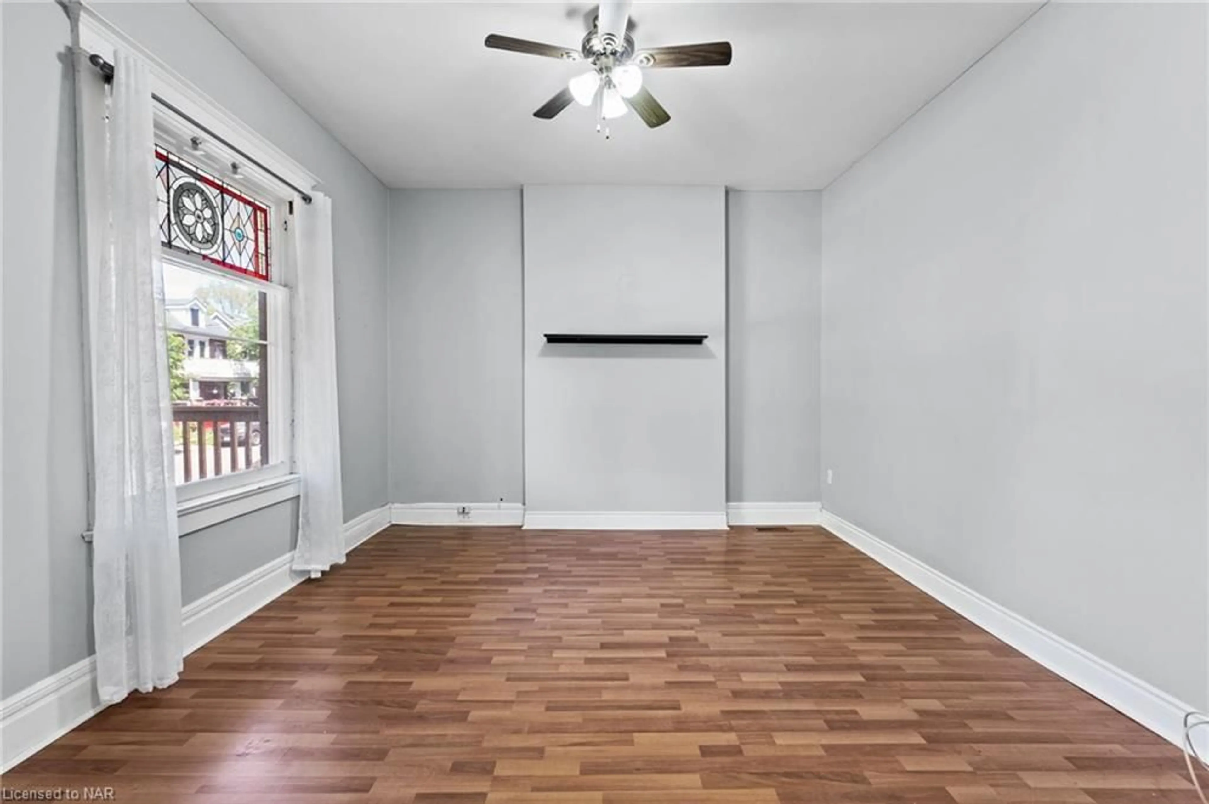 A pic of a room, wood floors for 78 Chaplin Ave, St. Catharines Ontario L2R 2E7