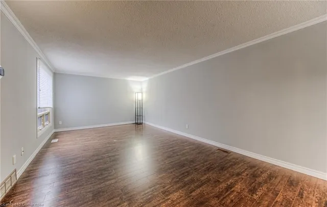 Additional property image - 28 Underhill Cres Unit 11