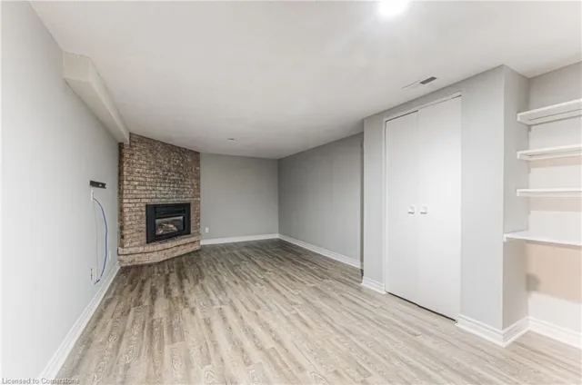 Additional property image - 28 Underhill Cres Unit 11