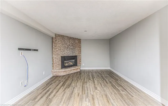 Additional property image - 28 Underhill Cres Unit 11