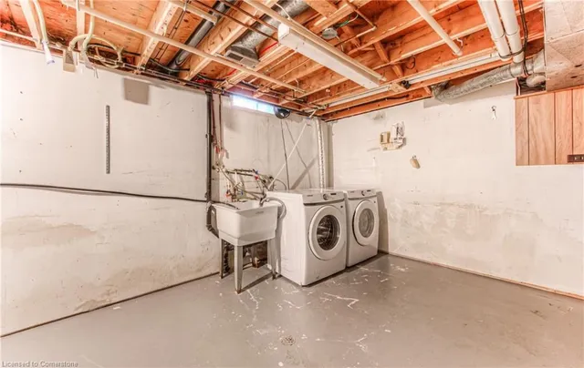 Additional property image - 28 Underhill Cres Unit 11