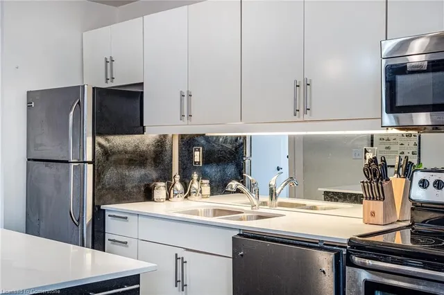 Additional property image - 200 Stinson St Unit 104