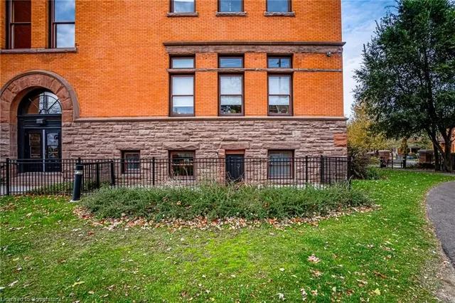 Additional property image - 200 Stinson St Unit 104