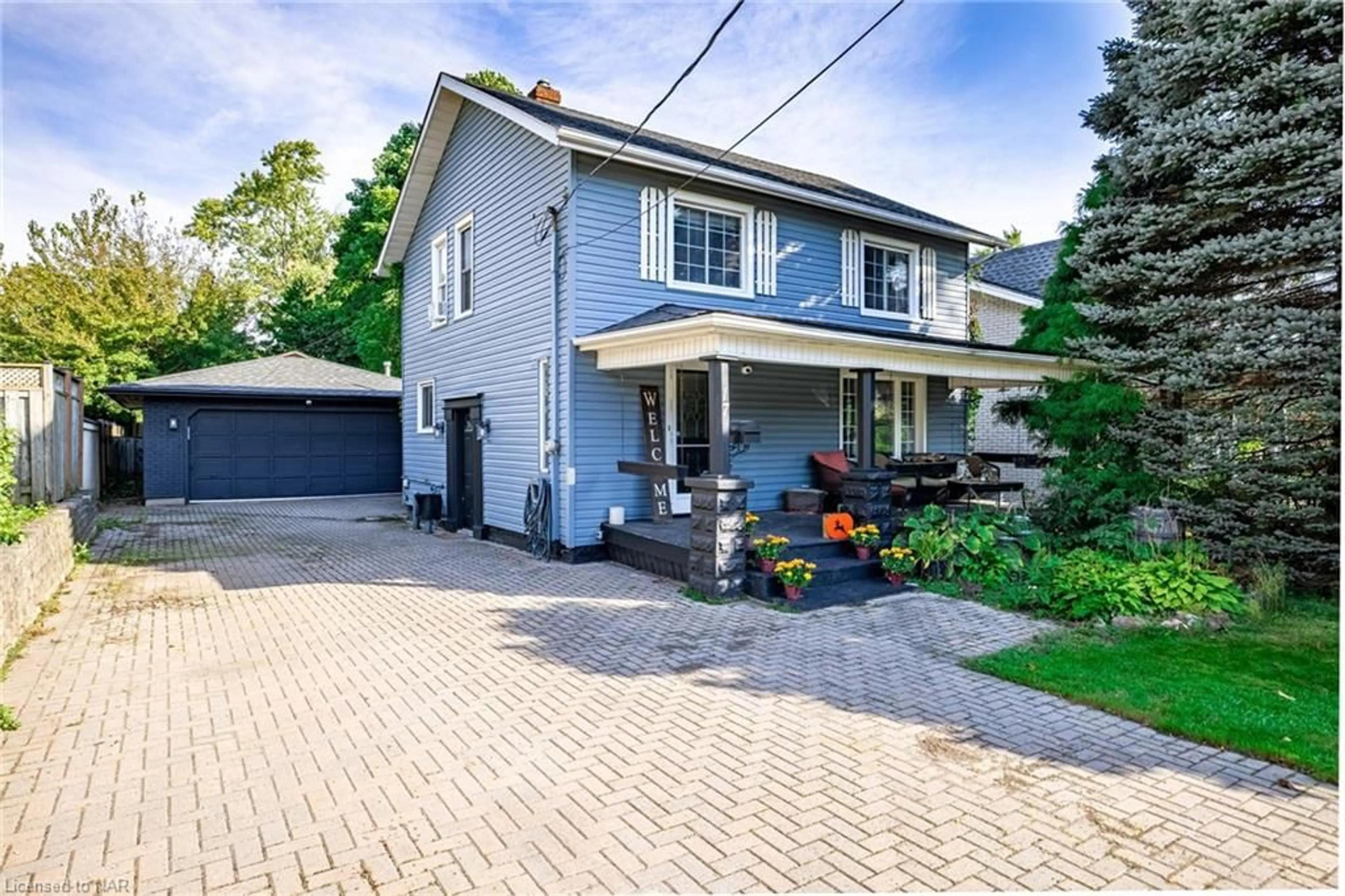 Frontside or backside of a home, cottage for 17 Port Robinson Rd, Pelham Ontario L0S 1E0