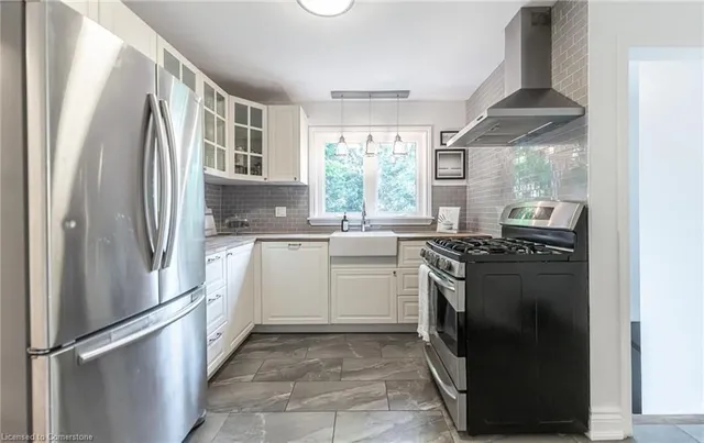 Additional property image - 31 Academy St