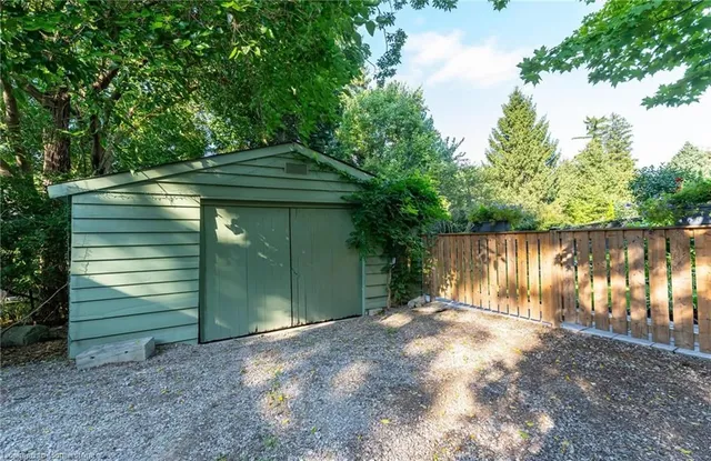 Additional property image - 31 Academy St