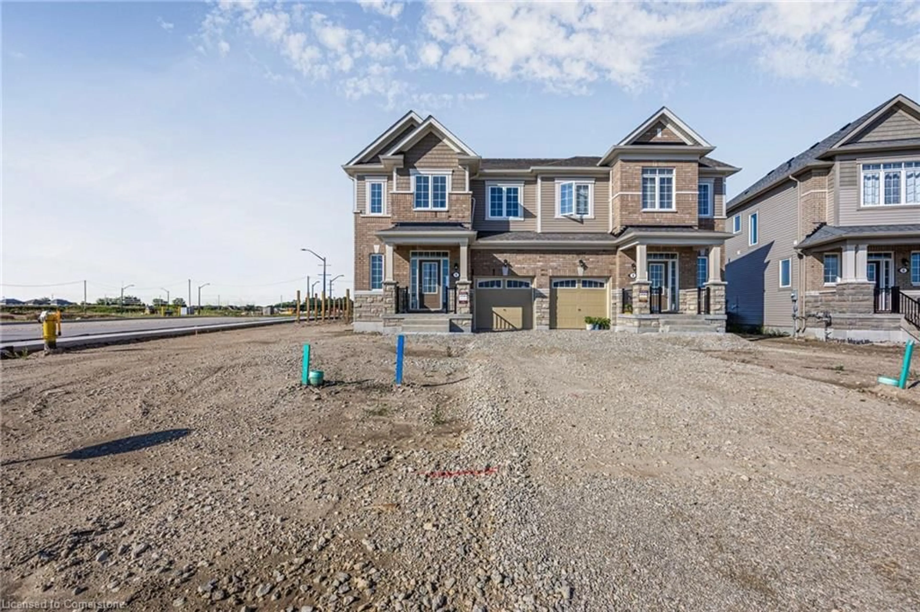 A pic from exterior of the house or condo, the street view for 1 Mission St, Wasaga Beach Ontario L6Z 0L8