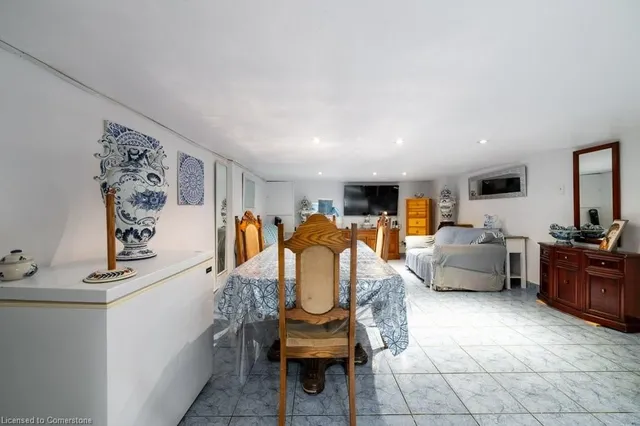 Additional property image - 13 Rolyat St