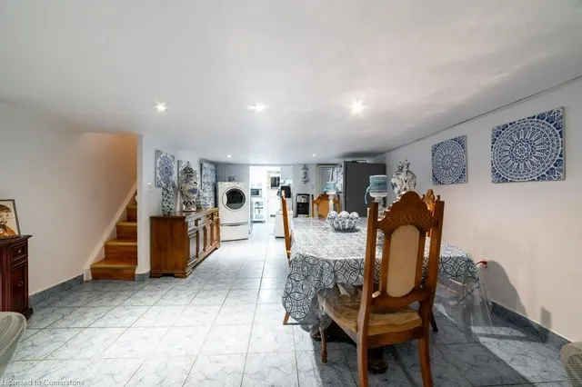 Additional property image - 13 Rolyat St