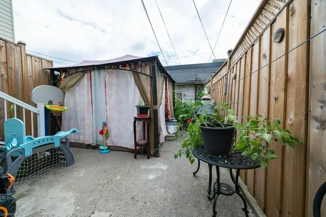 Additional property image - 13 Rolyat St
