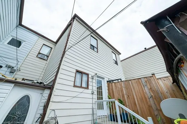 Additional property image - 13 Rolyat St
