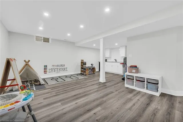 Additional property image - 8 Saybrook Gdns