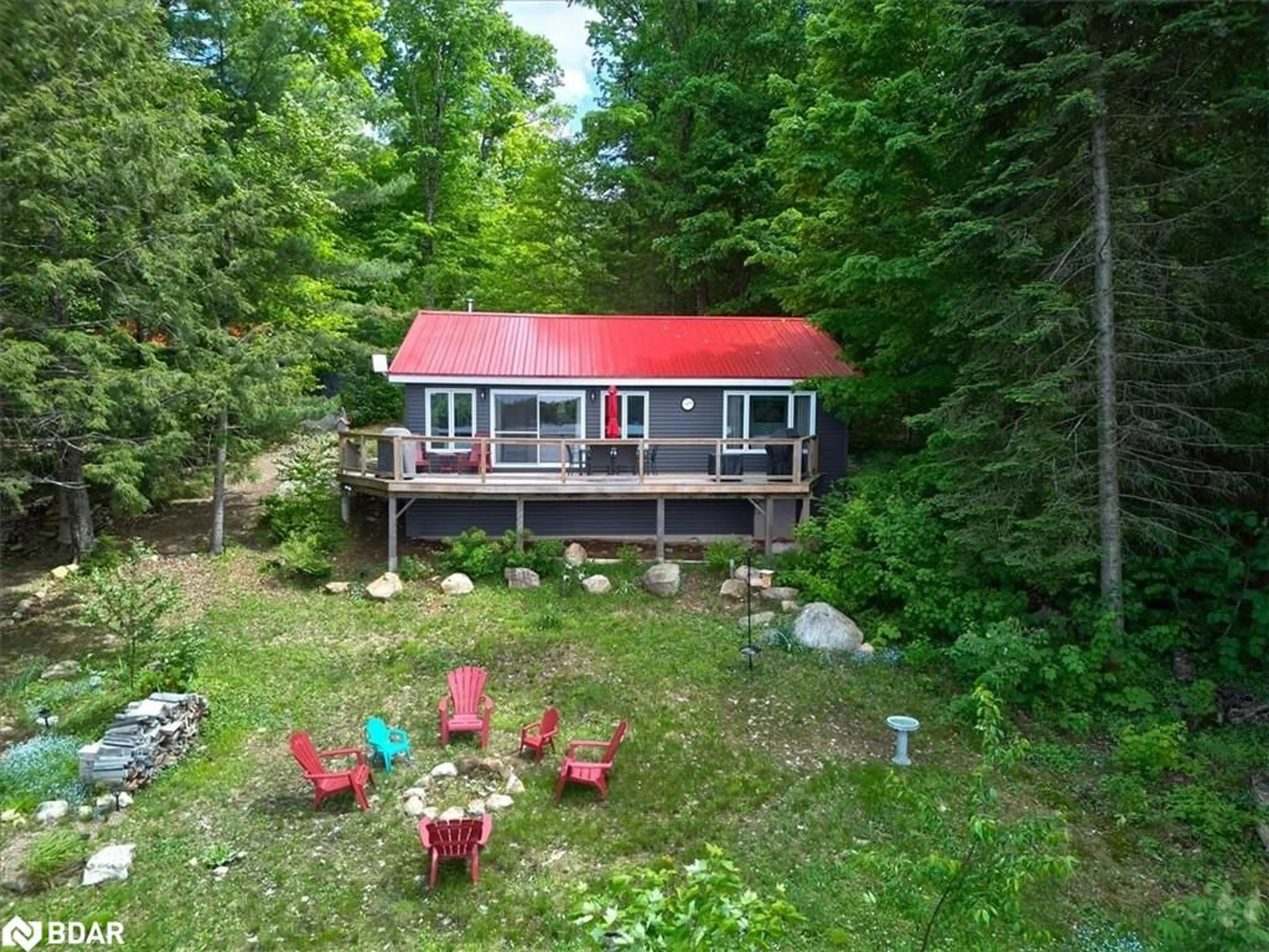 A pic from exterior of the house or condo, cottage for 1123 Whispering Pines Tr Pv Trail, Bracebridge Ontario P1L 1X3