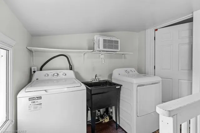 Additional property image - 937 Garth St
