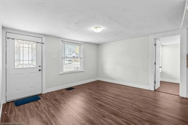 Additional property image - 937 Garth St