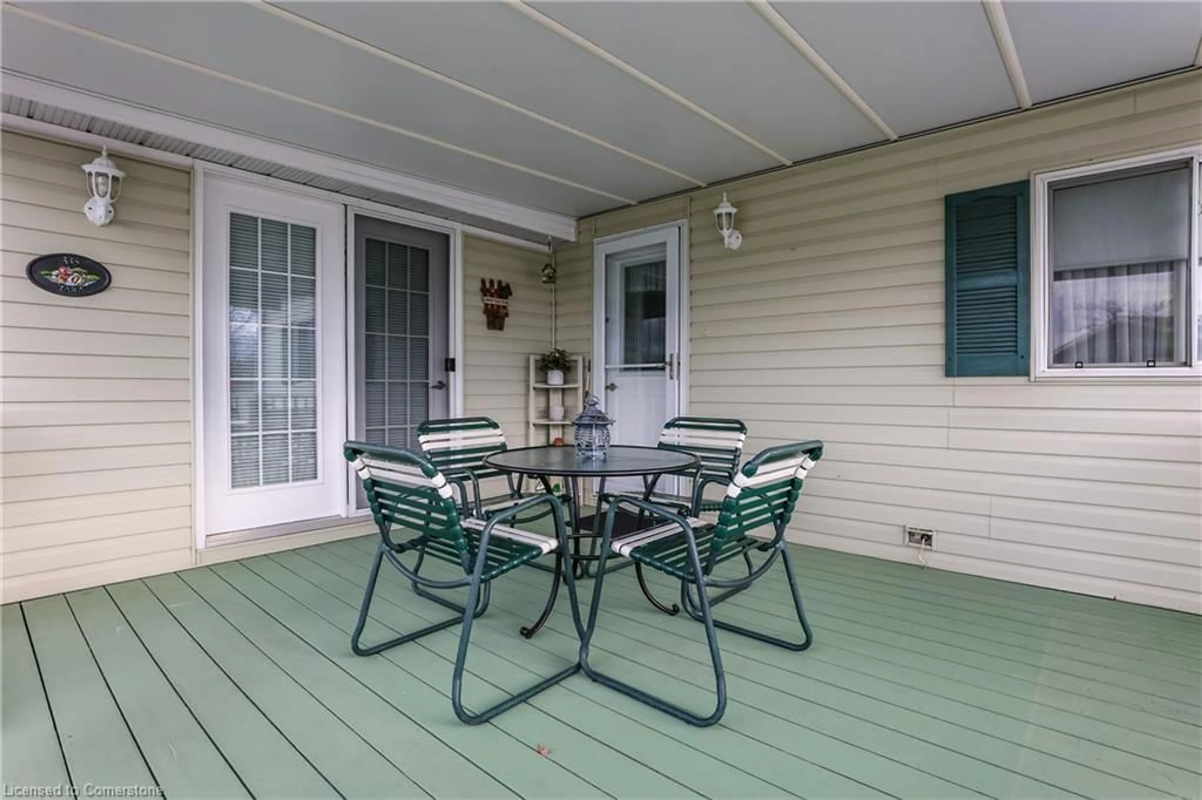 Patio, cottage for 3033 Townline Rd #335, Stevensville Ontario L0S 1S1