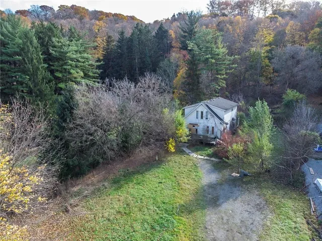 Additional property image - 1110 Wilson St