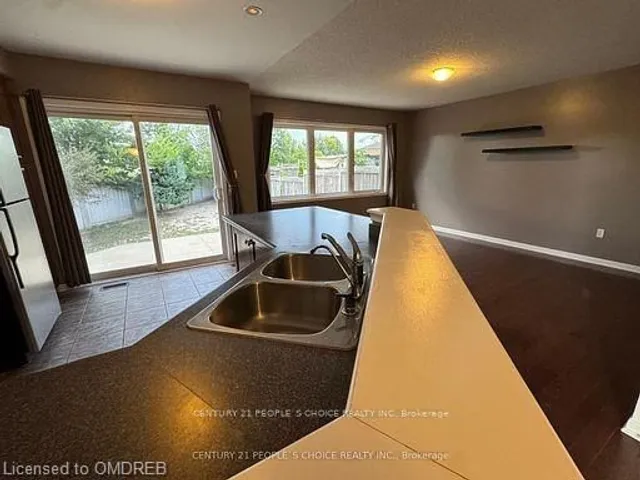 71 Garth Massey Dr #25, Cambridge 4