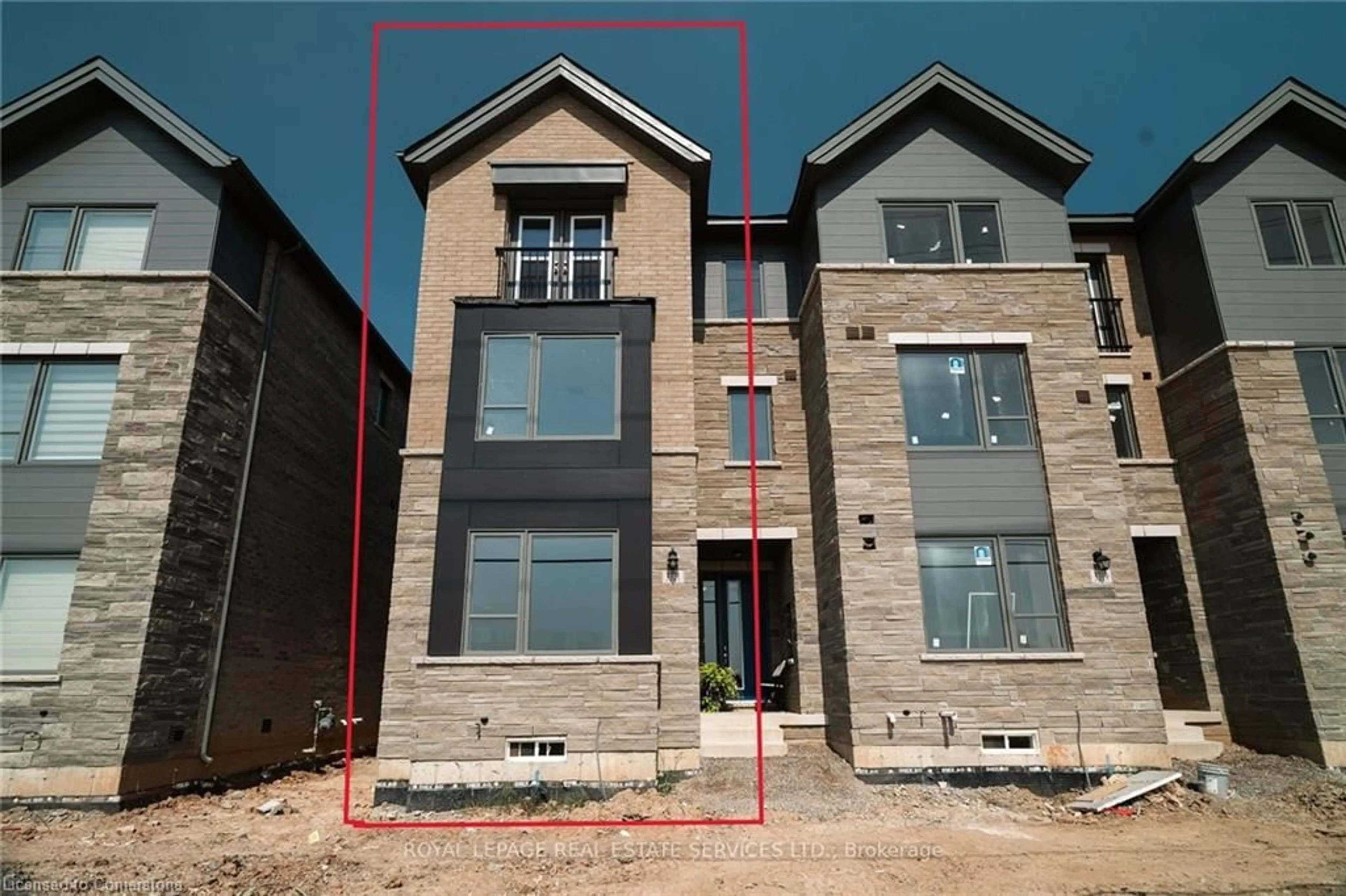 A pic from exterior of the house or condo, the front or back of building for 3321 Sixth Line, Oakville Ontario L6H 0Z5