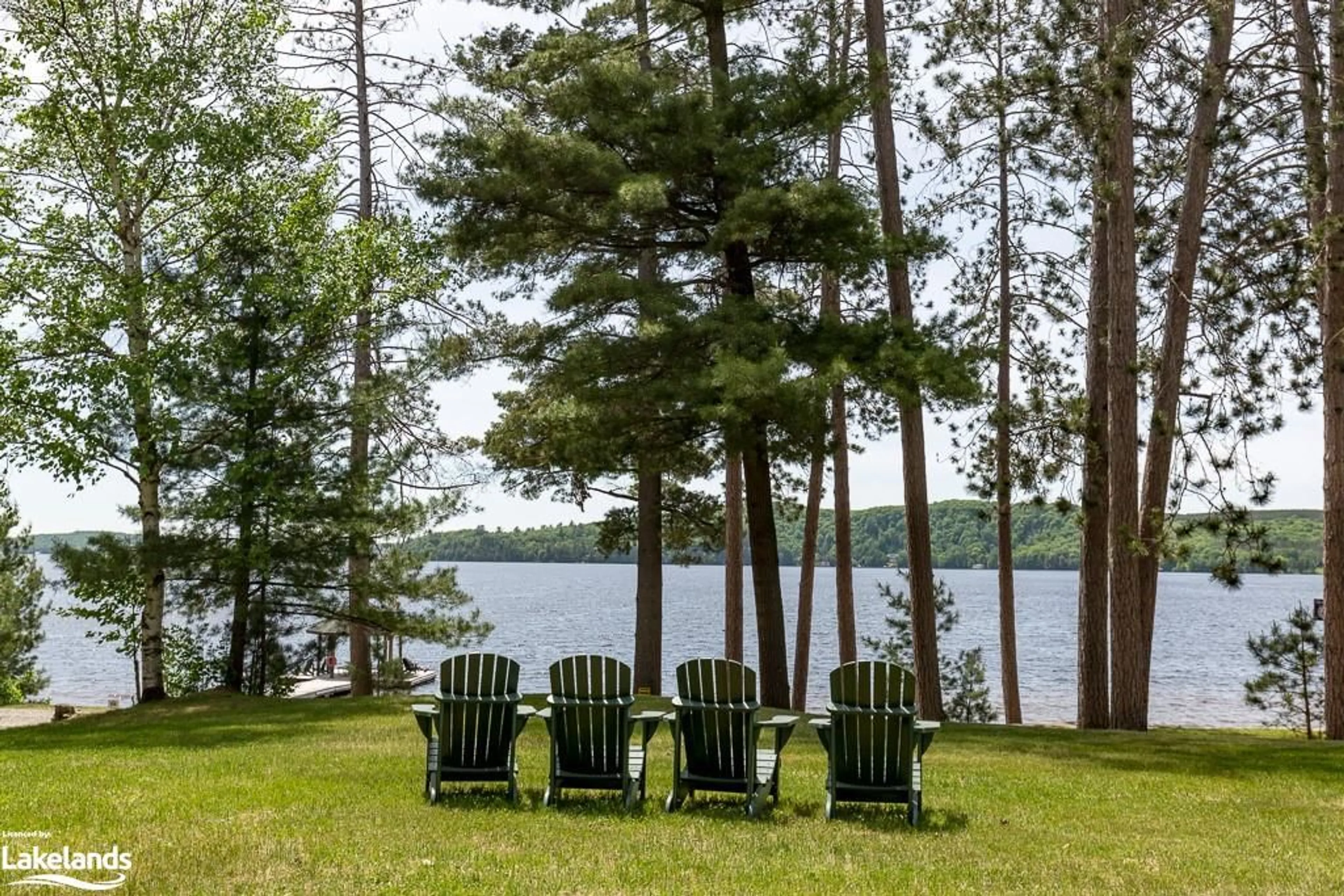 Patio, cottage for 1111 Dwight Beach Rd #8, Fixed W, Lake Of Bays Ontario P0A 1H0