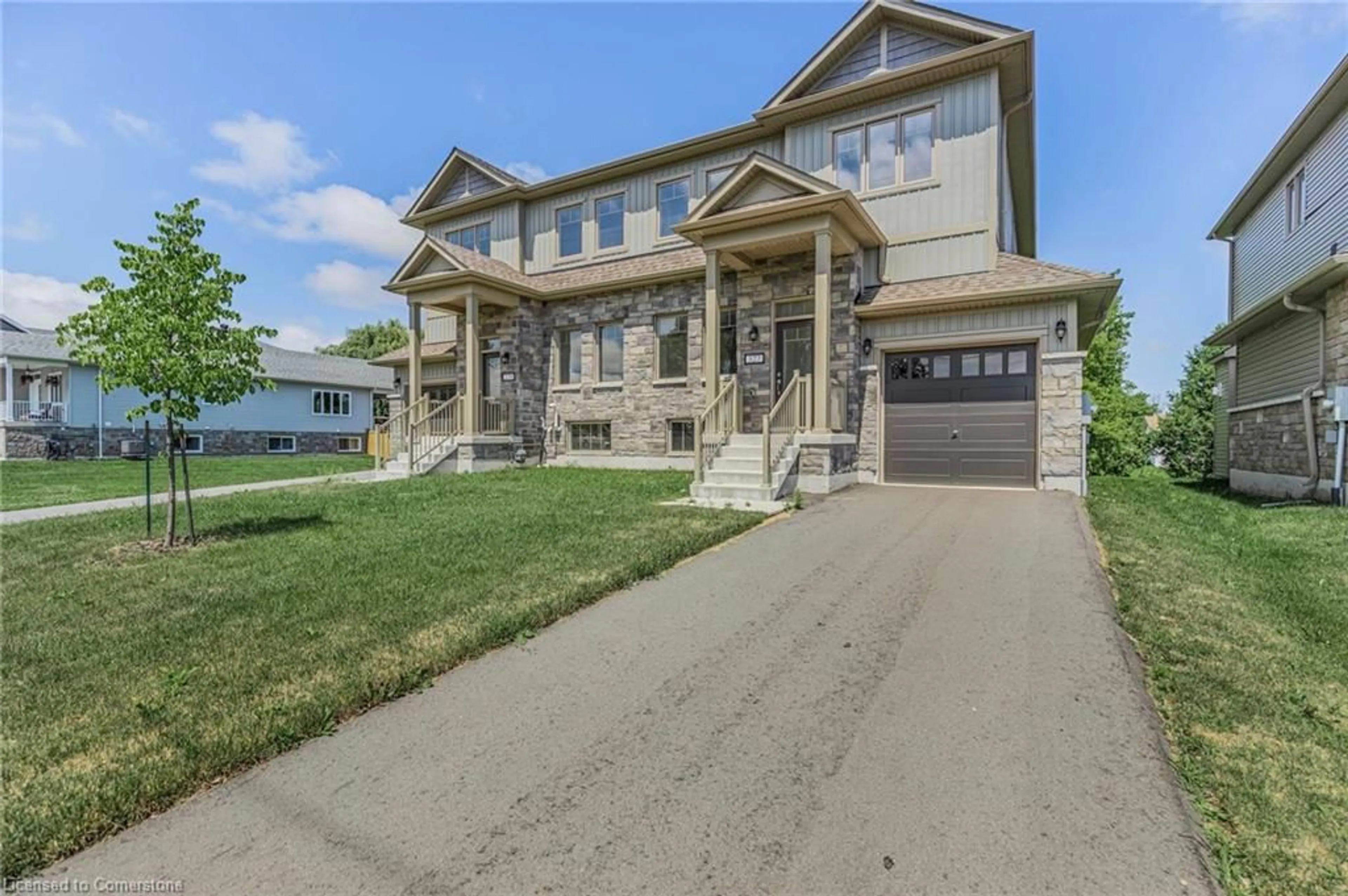 Frontside or backside of a home, the street view for 327 Quebec St, Stayner Ontario L0M 1S0