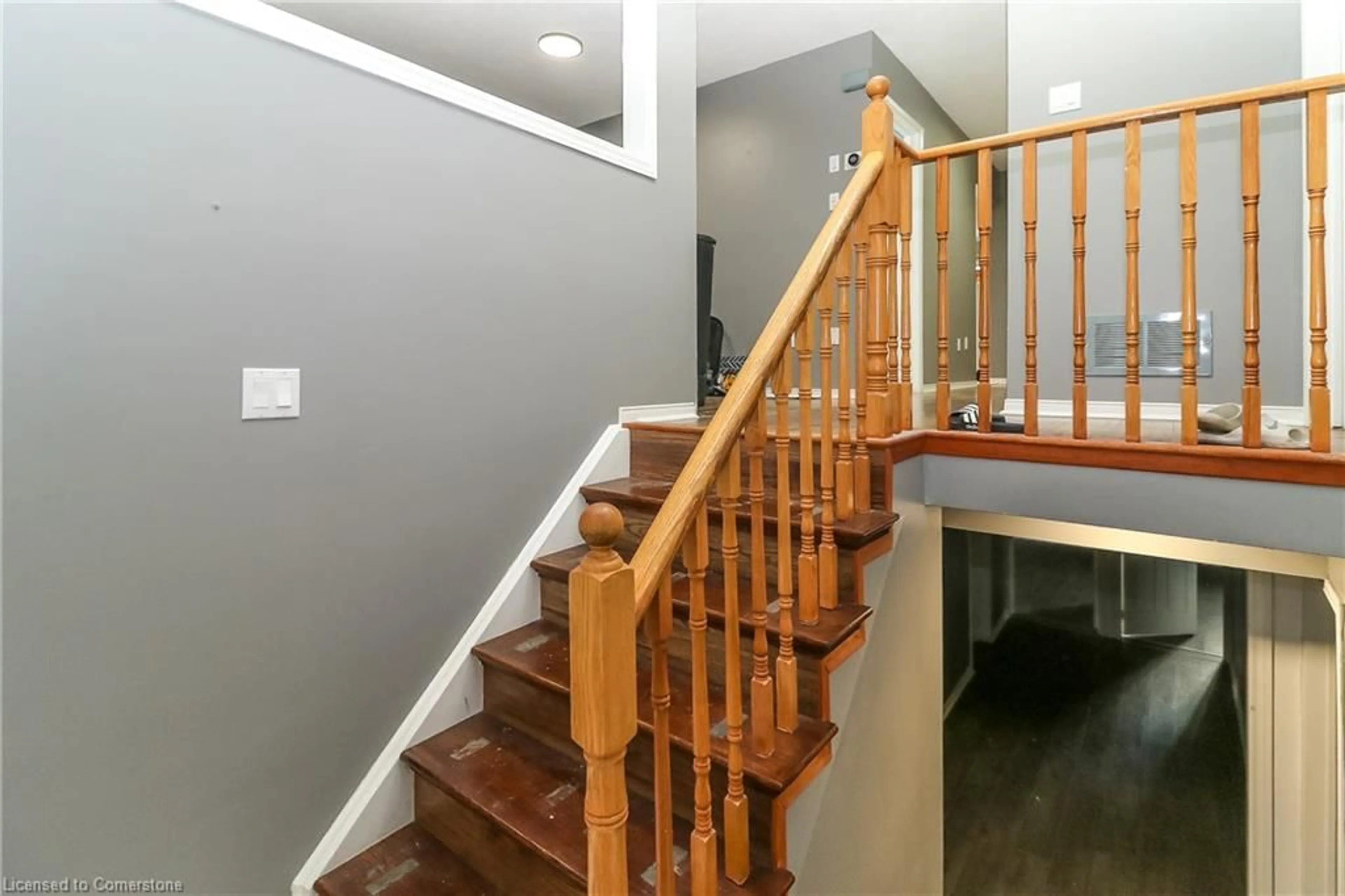 Stairs for 47 Acorn Cres, Wasaga Beach Ontario L9Z 1L6