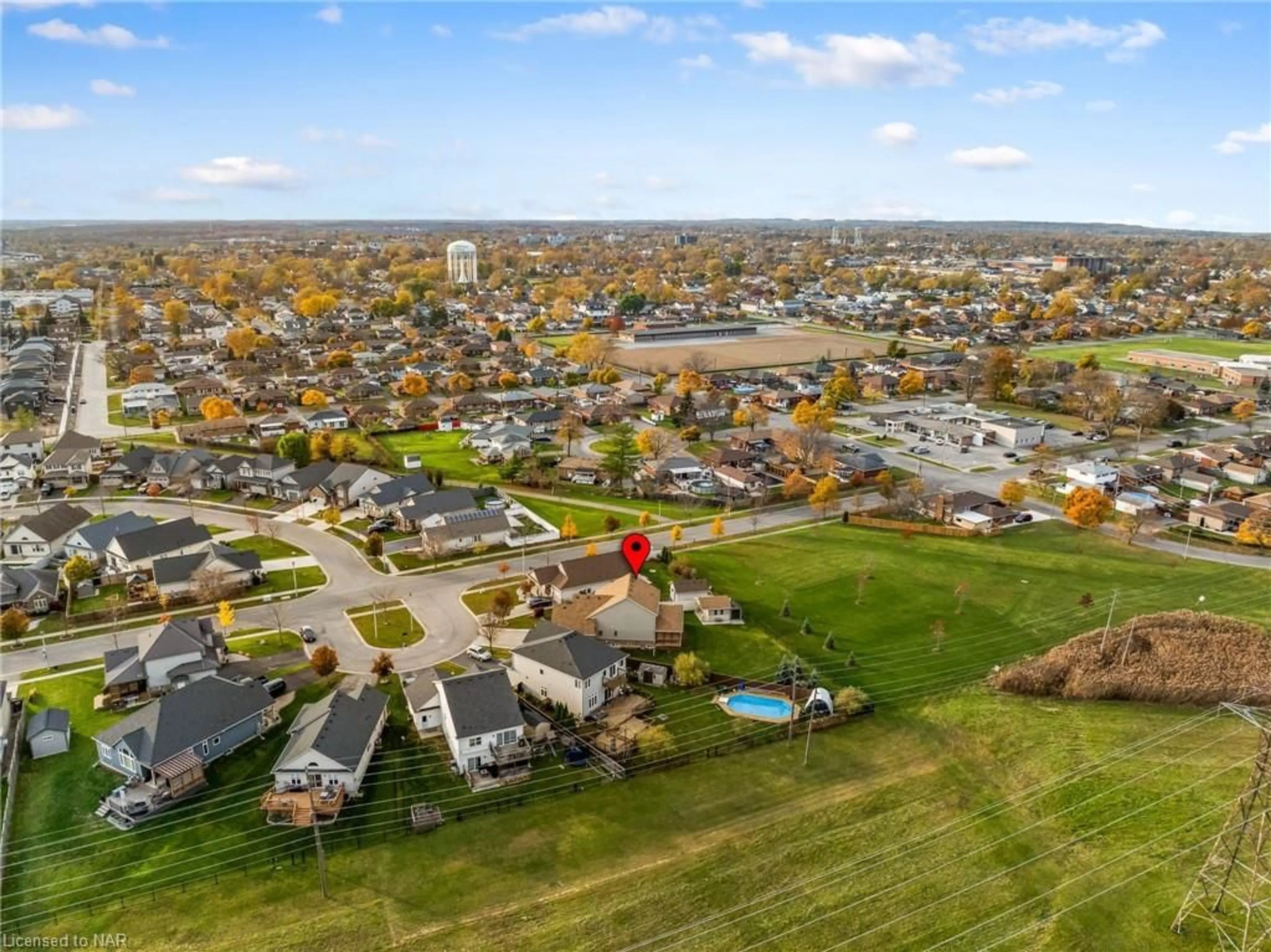 A pic from exterior of the house or condo, the street view for 15 Auburn Crt, Welland Ontario L3B 0A5