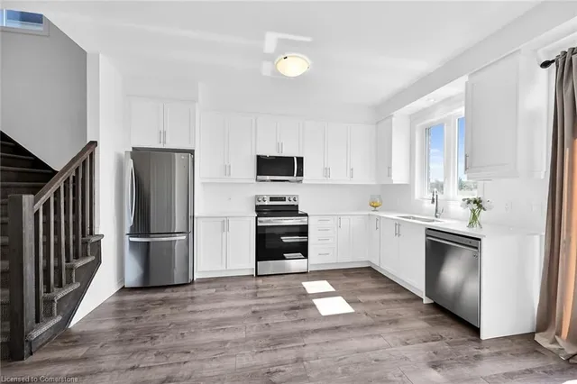 Additional property image - 61 Soho St Unit 42