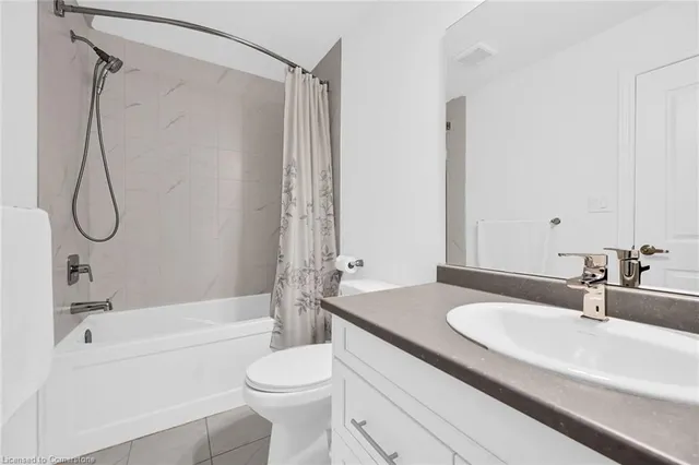 Additional property image - 61 Soho St Unit 42