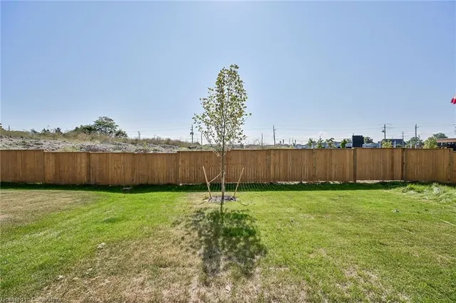 Additional property image - 61 Soho St Unit 42