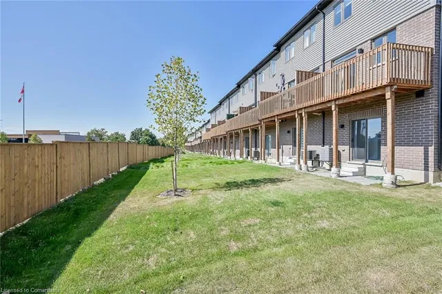 Additional property image - 61 Soho St Unit 42