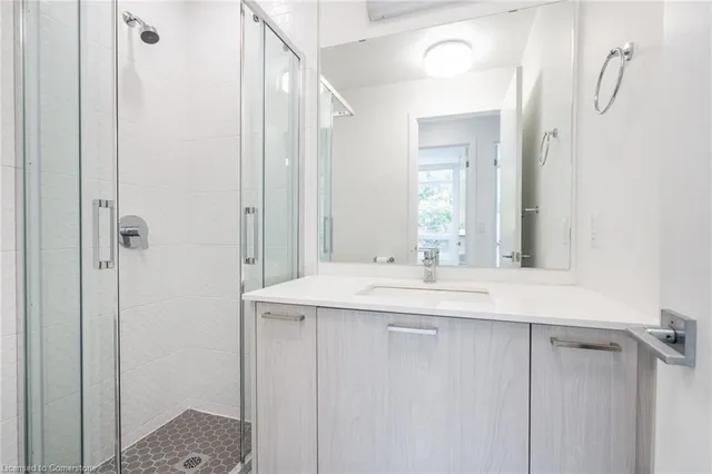 Additional property image - 467 Charlton Ave Unit 308