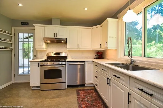Additional property image - 1282 Governors Rd