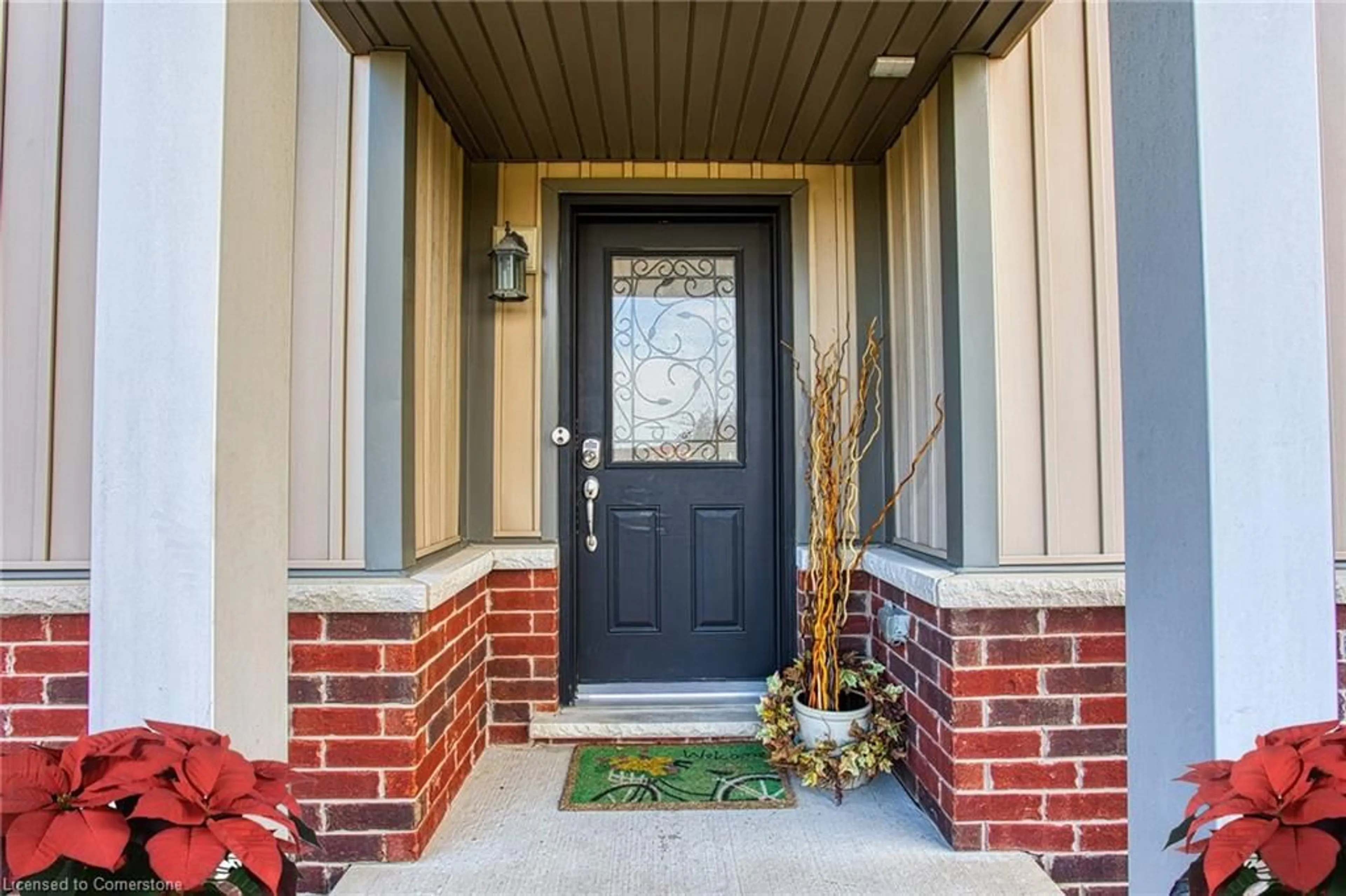 Indoor entryway, wood floors for 4 Valiant Cir, Binbrook Ontario L0R 1C0