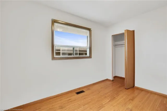 Additional property image - 77 Greenford Dr