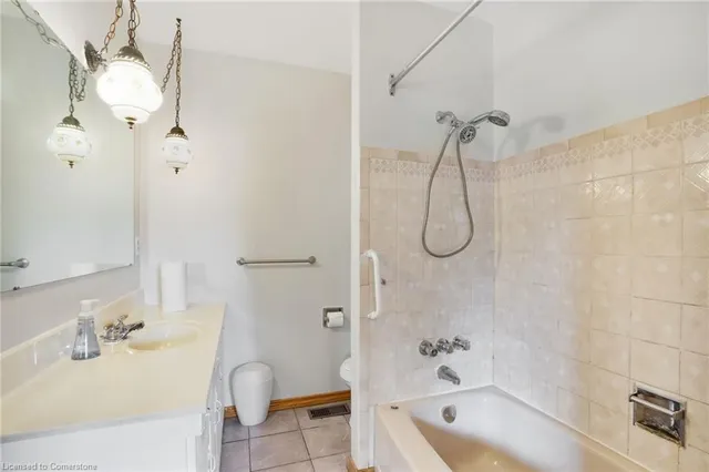 Additional property image - 77 Greenford Dr