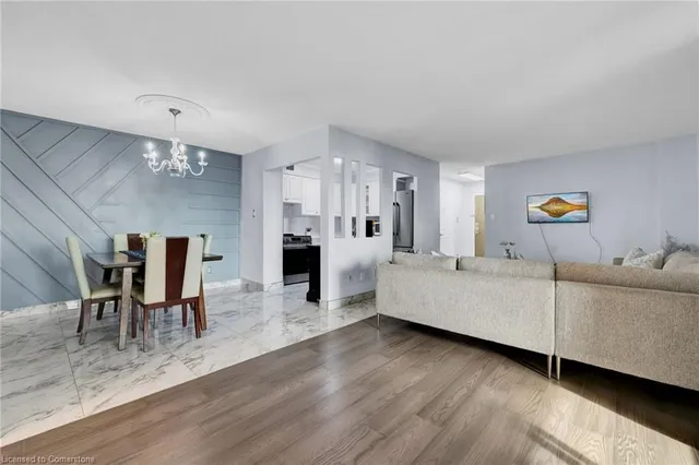 Additional property image - 975 Warwick Crt Unit 1107