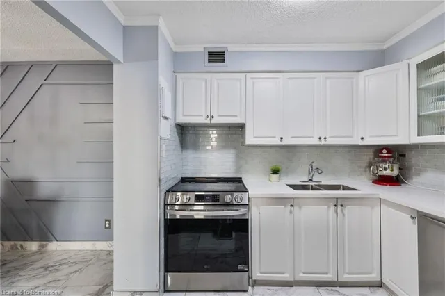 Additional property image - 975 Warwick Crt Unit 1107