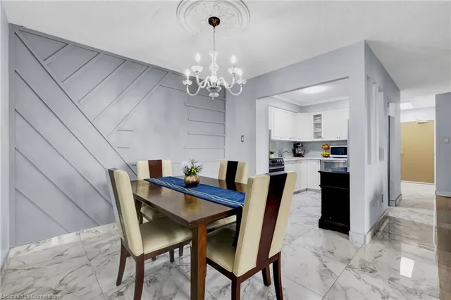 Additional property image - 975 Warwick Crt Unit 1107
