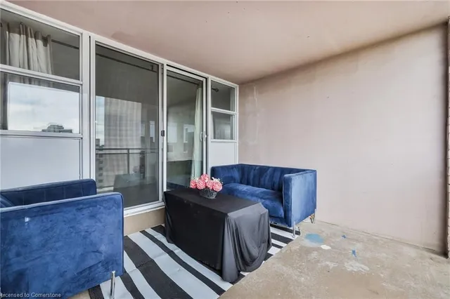 Additional property image - 975 Warwick Crt Unit 1107