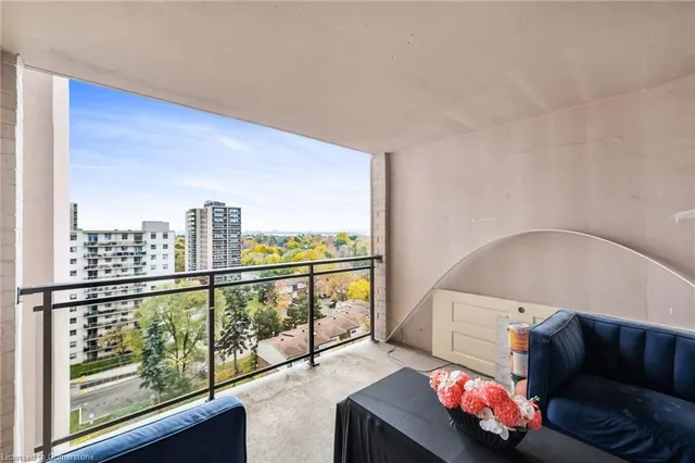 Additional property image - 975 Warwick Crt Unit 1107