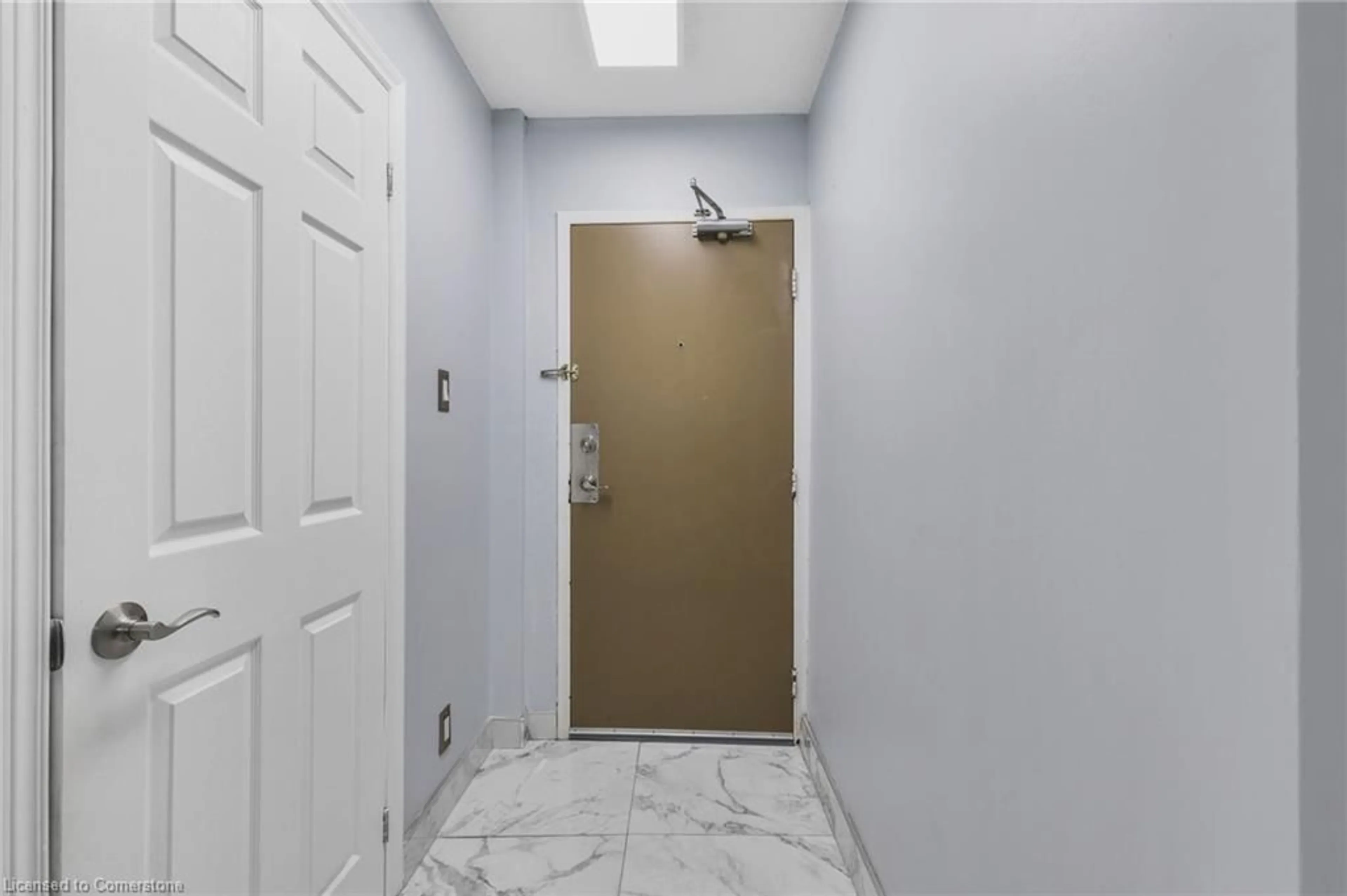 Indoor foyer, not visible floor for 975 Warwick Crt #1107, Burlington Ontario L7T 3Z7