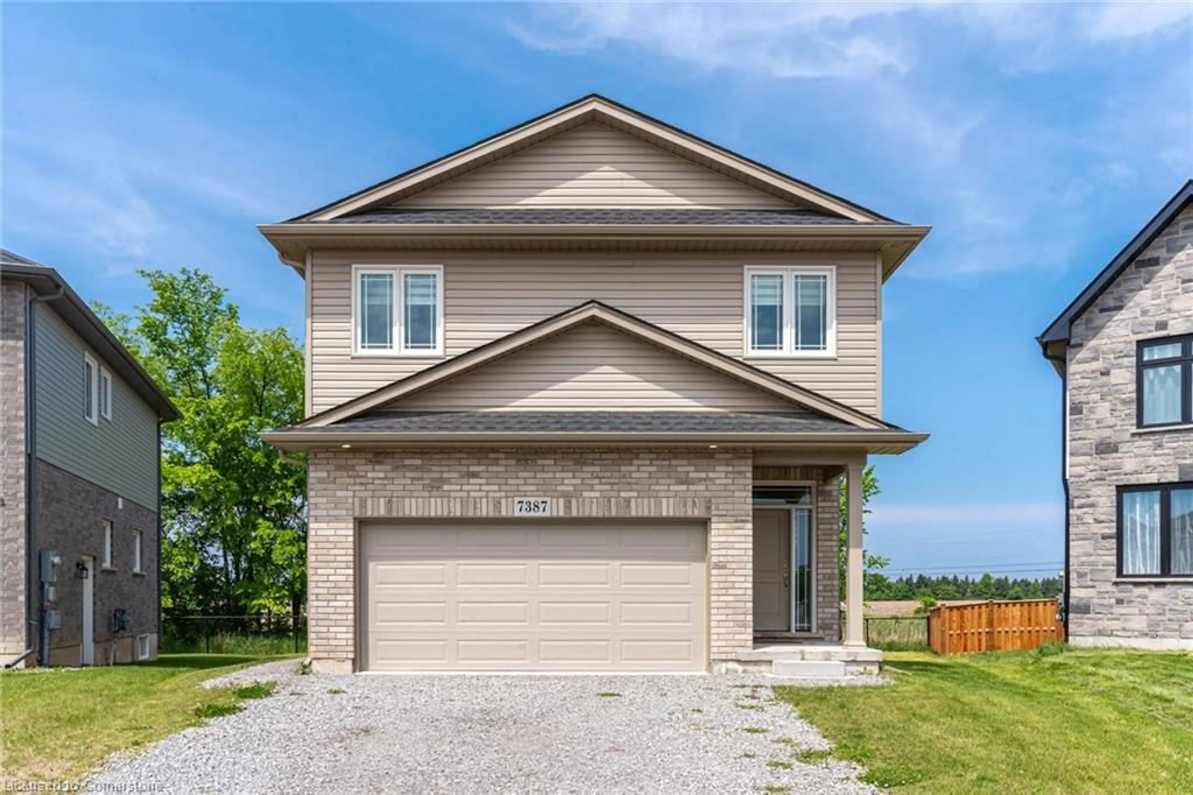 Frontside or backside of a home, cottage for 7387 Sherrilee Cres, Niagara Falls Ontario L2H 3T4