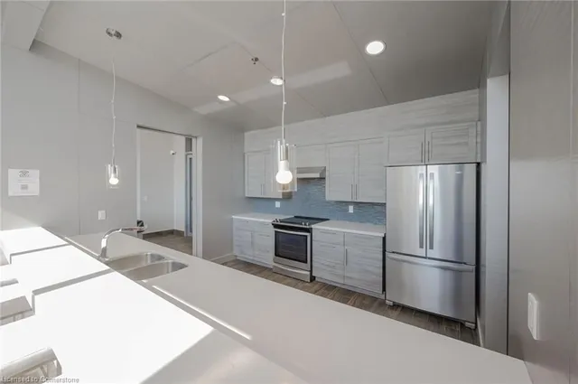 Additional property image - 2087 Fairview St Unit 1805