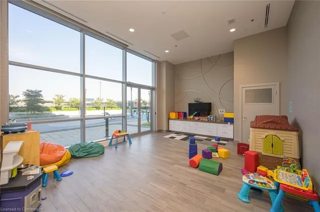 Additional property image - 2087 Fairview St Unit 1805