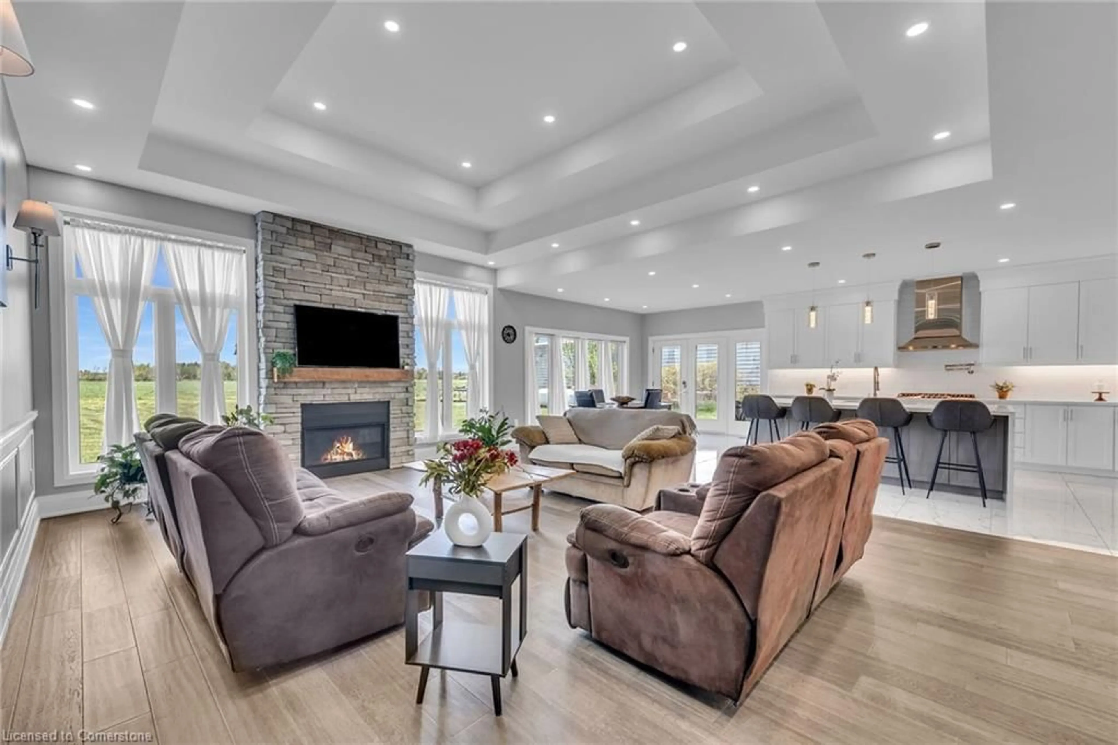 Living room, wood floors for 389 Concession 4 Rd, Fisherville Ontario N0A 1G0
