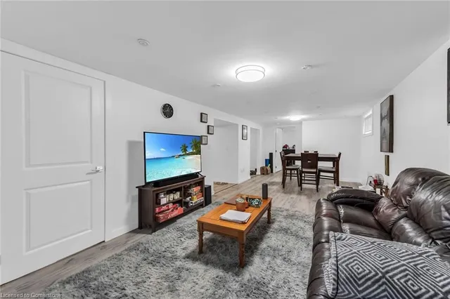 Additional property image - 5 Burrwood Dr