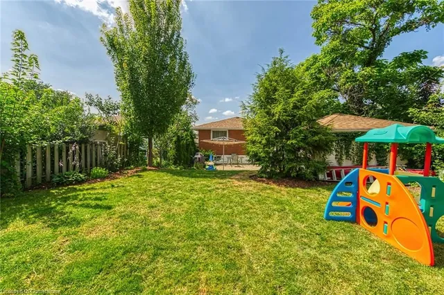 Additional property image - 5 Burrwood Dr