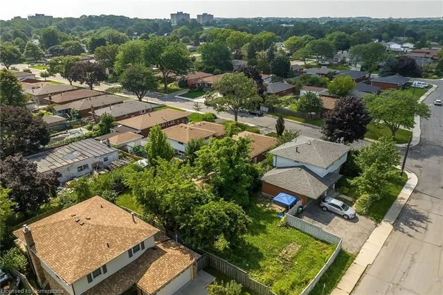 Additional property image - 5 Burrwood Dr