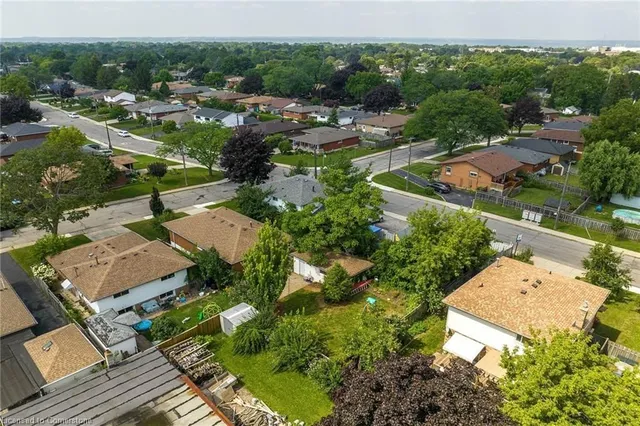 Additional property image - 5 Burrwood Dr